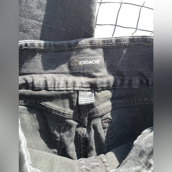 High Rise, Black Cropped Jeans by Jordache (worn only a couple times) - Picture 4 of 6